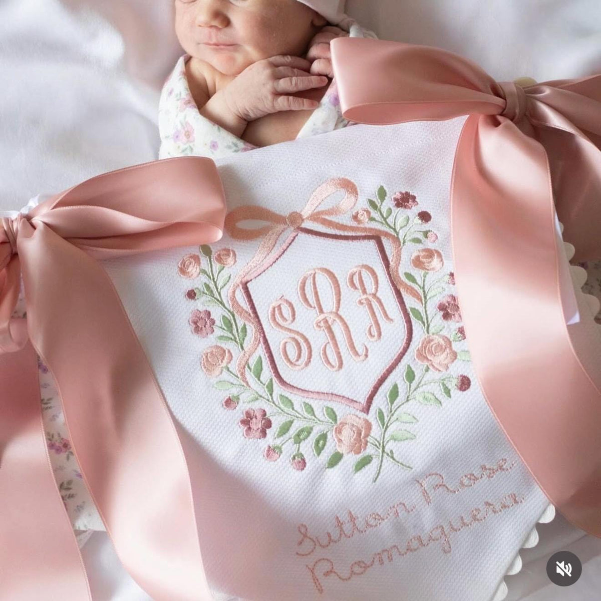 Custom Baby Banner with Rose and Floral Crest, White Cotton Pique Wall Hanging, Personalized Nursery Décor with Ribbon & Ricrac Trim